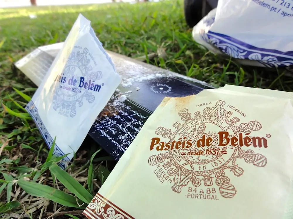 things to do in Portugal  - eat Pasteis de Belem.