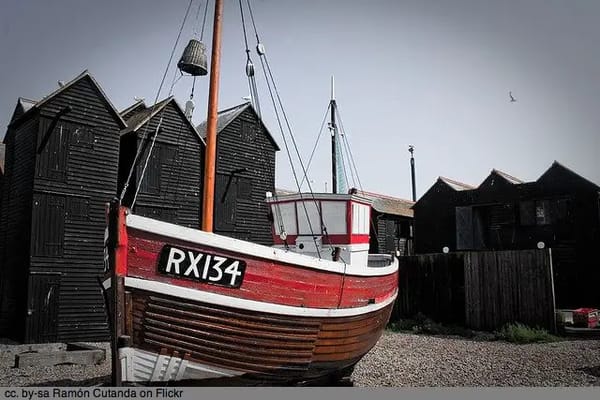 Boat in Hastings UK by Ramón Cutanda