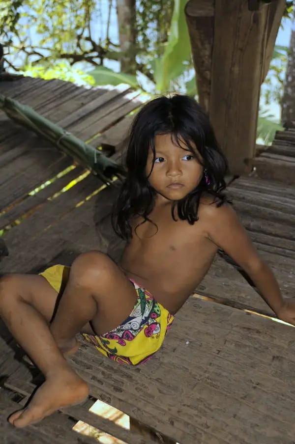 A young girl and member of the Emberá Parara Puru tribe of Panama
