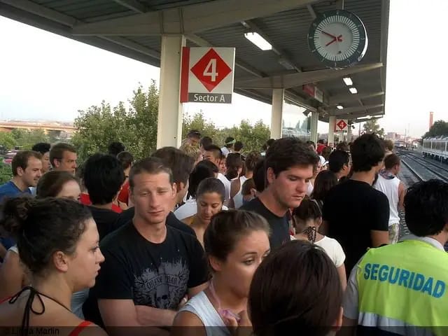 La Tomatina crowd at Valencia San Isidre station